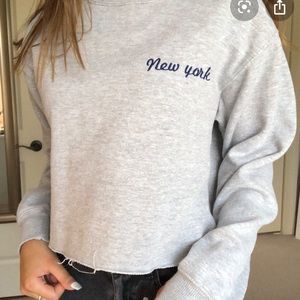 BRANDY NEW YORK CROPPED CREW NECK 🦋